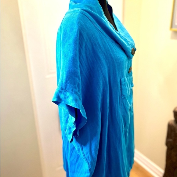 NWOT /UNO Linen ‘Dagfrid blouse’ aqua blue w/fpocket & buttons, draw string hem - Picture 5 of 9
